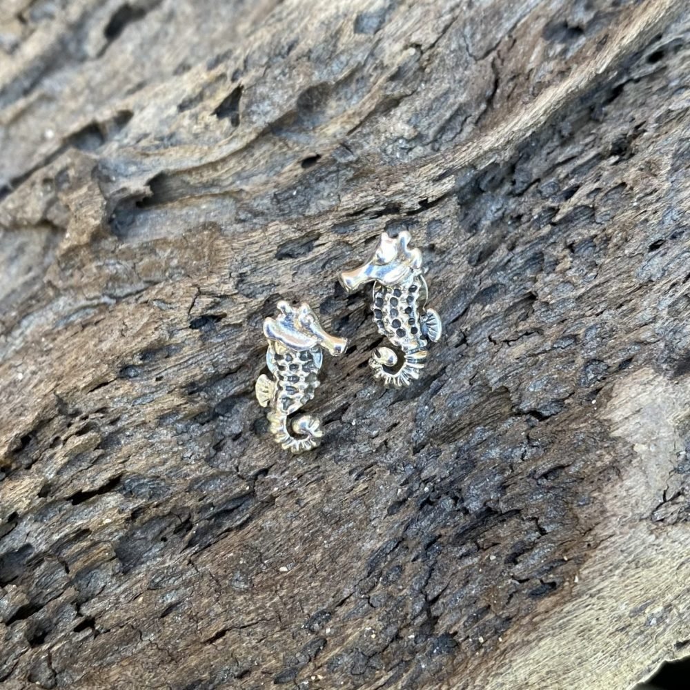 seahorse stud earrings