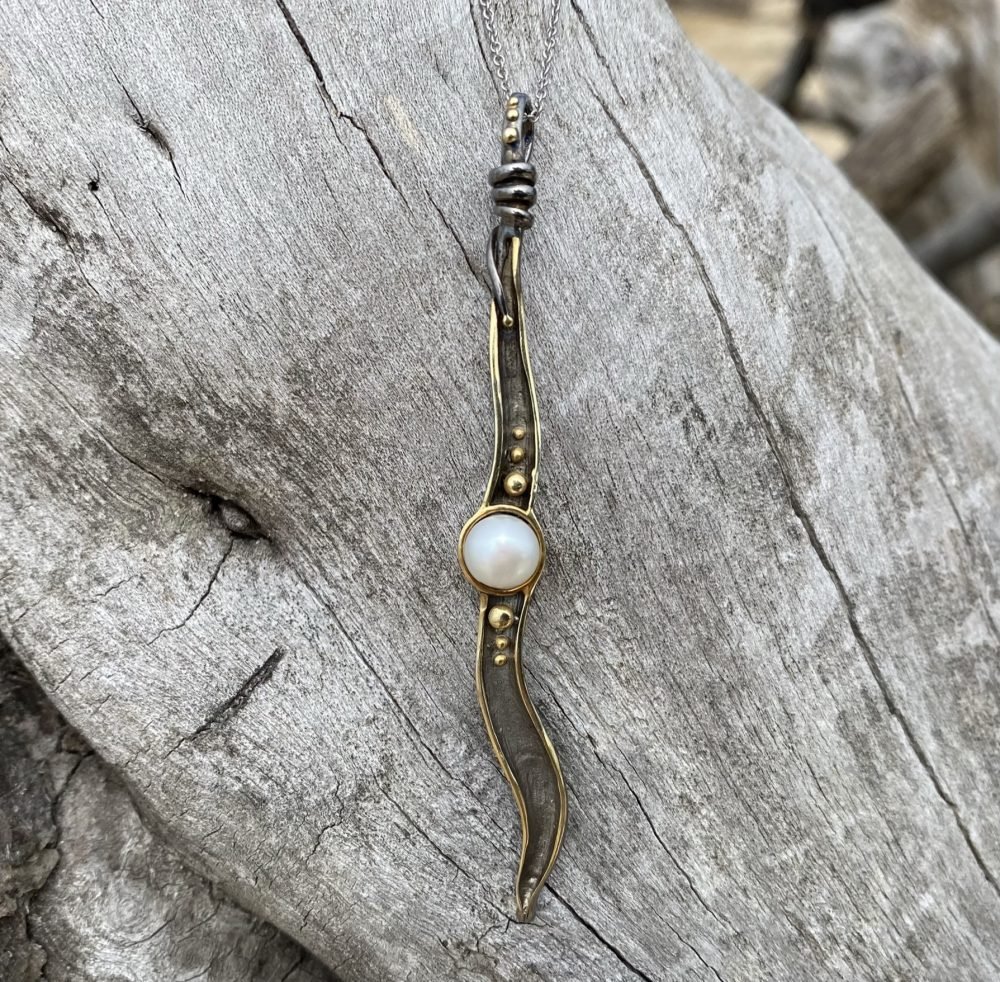 pearl pendant