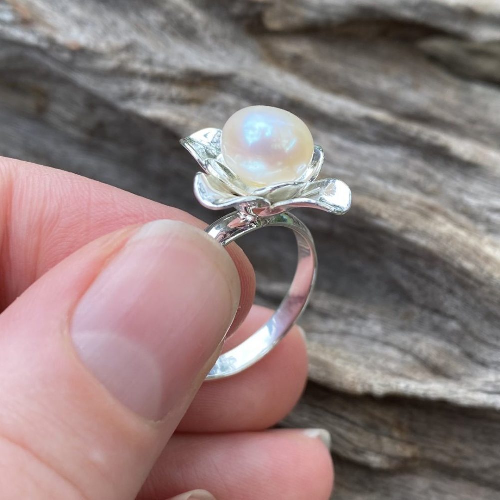 pearl flower ring
