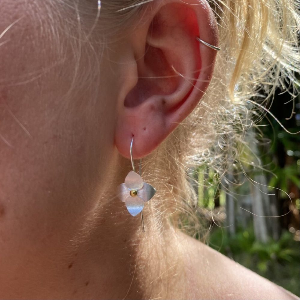 lily flower earring