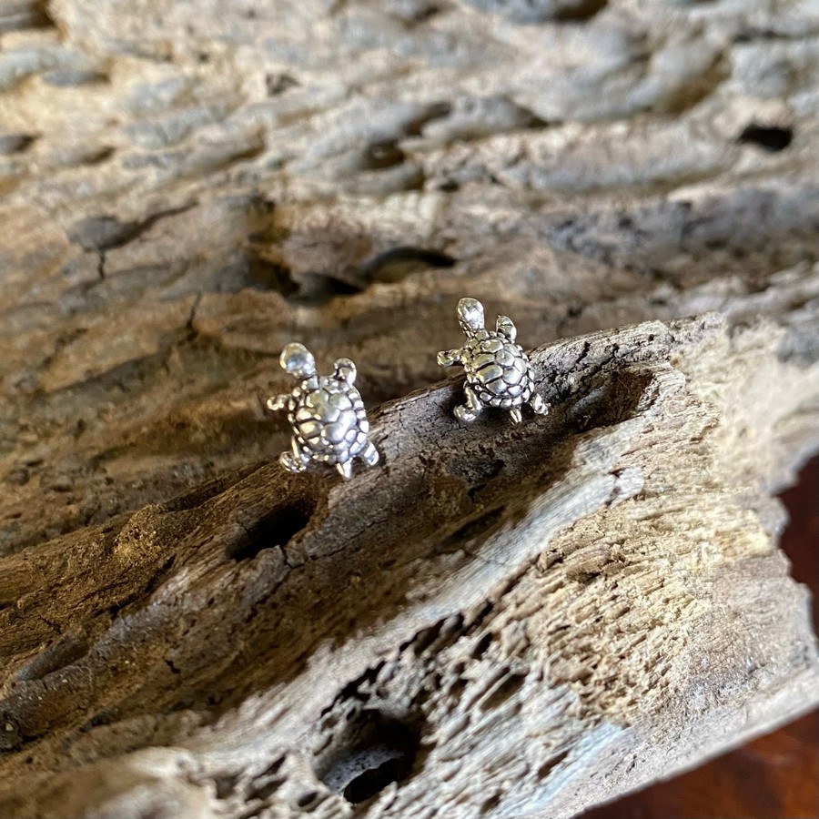 turtle stud earrings