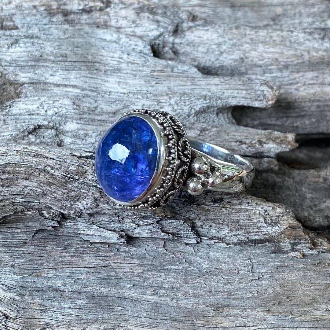 Boho Tanzanite Ring size 9