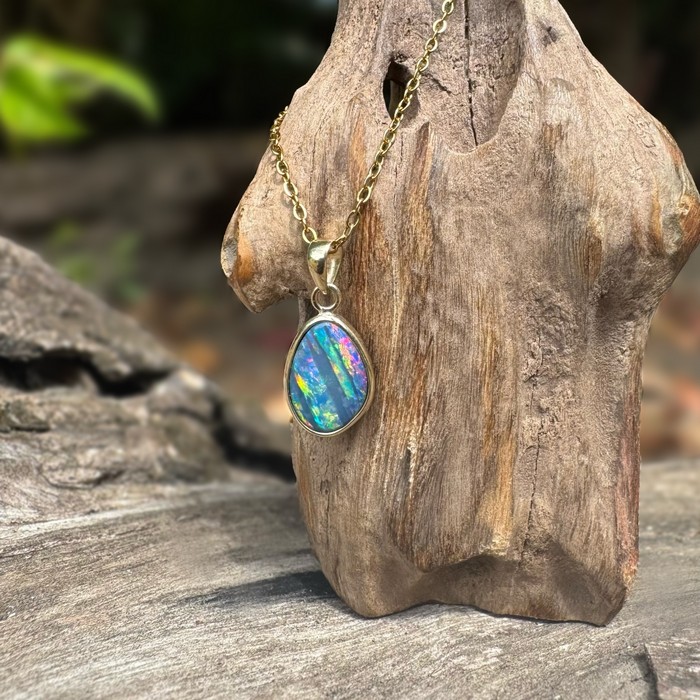 gold opal pendant